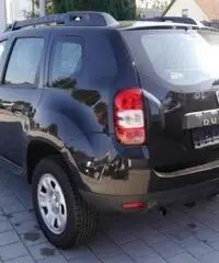 DACIA Duster 1.2 TCe 125 4x2 LAUREATE DACIA Duster 1.2 TCe 125 4x2 LAUREATE