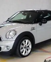 MINI COOPER S 1.6 COUPE' Cambio automatico + Pelle + Cerchi in lega 17 + Cruise control + Climatizza MINI COOPER S 1.6 COUPE' Cambio automatico + Pelle + Cerchi in lega 17 + Cruise control + Climatizza