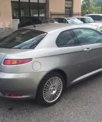 ALFA ROMEO GT 1.9 JTDM 16V Distinctive