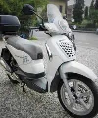Aprilia Scarabeo 125 IE NET- 2011 Aprilia Scarabeo 125 IE NET- 2011