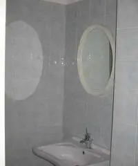 Vendesi locale uso commerciale