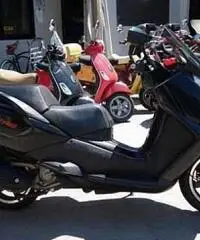 Peugeot SATELIS 250 - Km. 34000, Euro 1800