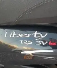 Piaggio Liberty 125 Liberty 125 4T Piaggio Liberty 125 Liberty 125 4T