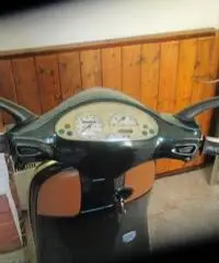 PIAGGIO Vespa 150 ET4 Scooter cc 150