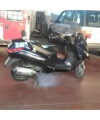 SCOOTER 125 PIAGGIO X8 BELLO BELLO SCOOTER 125 PIAGGIO X8 BELLO BELLO