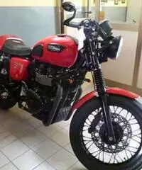 Triumph THRUXTON 900 - Km. 26000, Euro 8000 Triumph THRUXTON 900 - Km. 26000, Euro 8000