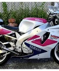 Yamaha YZF 750 R Deltabox Exup - Genesis Yamaha YZF 750 R Deltabox Exup - Genesis
