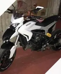 Ducati Hypermotard 821 Ducati Hypermotard 821