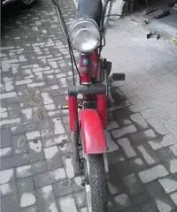 MOTORINO PIAGGIO D 'EPOCA 50CC ROSSO MOTORINO PIAGGIO D 'EPOCA 50CC ROSSO