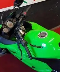 KAWASAKI Ninja 250 R 2008