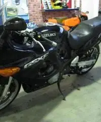 SUZUKI GSX 600 F 1999