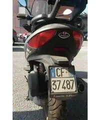 Malaguti Madison 250 RS Malaguti Madison 250 RS