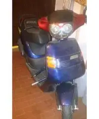 Scooter centro Malaguti anno 91