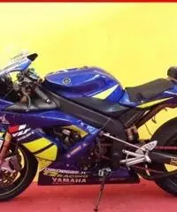 YAMAHA YZF R1 blu - 3000 YAMAHA YZF R1 blu - 3000