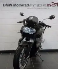 BMW K 1200 R .