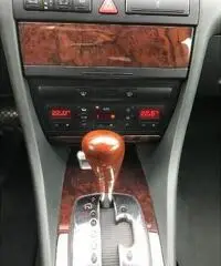 AUDI A6 allroad 2.5 TDI 180 CV