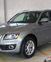 AUDI Q5 2.0 TFSI ADVANCED PLUS QUATTRO TIPTRONIC Cambio automatico + Fari Xeno + Pelle + Tetto aprib AUDI Q5 2.0 TFSI ADVANCED PLUS QUATTRO TIPTRONIC Cambio automatico + Fari Xeno + Pelle + Tetto aprib