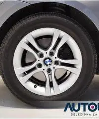 BMW 320 D XDRIVE TOURING FUTURA 4X4 AUT NAVI XENON SENS