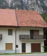 Casa indipendente a Malborghetto Valbruna Casa indipendente a Malborghetto Valbruna