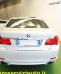 BMW 750 i Futura