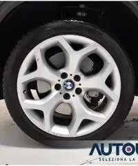 BMW X5 3.0SD FUTURA 4X4 AUT PELLE TETTO NAVI XENON TELECA