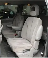 CHRYSLER Voyager 2.5 CRD 7 POSTI MANUALE CLIMATRONIC RADIO CD FULL