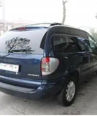 CHRYSLER Voyager 2.5 CRD 7 POSTI MANUALE CLIMATRONIC RADIO CD FULL