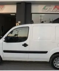 FIAT Doblo Doblò 1.6 16V Natural Power METANO OTTIMO STATO FIAT Doblo Doblò 1.6 16V Natural Power METANO OTTIMO STATO