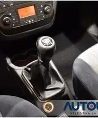 FIAT Grande Punto 1.3 MJT 5 PORTE DYNAMIC NEOPATENTATI CRUISE CERCHI