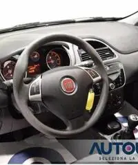 FIAT Punto 1.2 5 PORTE STREET NEOPATENTATI SOLO 23.000 KM