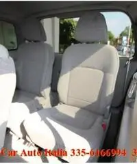 HYUNDAI Trajet 2.0 CRDi TD 16V Dynamic 7 POSTI CLIMA RADIO CD/Mp3