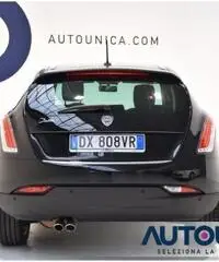 LANCIA Delta 1.9 MJT TWINTURBO ORO NAVI PELLE TETTO LED