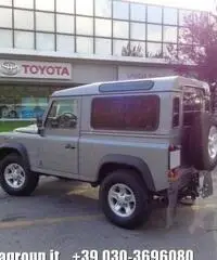 LAND ROVER Defender 90 2.2 TD4 Station Wagon N1