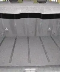 Peugeot 2008 E-hdi 92cv Stop&start Robot. NAVIGATORE+BLUETOOTH - NEOPATENTATI Peugeot 2008 E-hdi 92cv Stop&start Robot. NAVIGATORE+BLUETOOTH - NEOPATENTATI