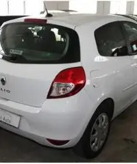 RENAULT Clio 1.2 3P NAVI NEOPATENTATI GARANZIA 12M