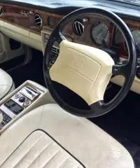 ROLLS ROYCE SILVER SPIRIT 2