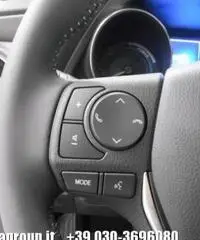 TOYOTA Auris 1.8 Hybrid Active MY15 TSS MY15