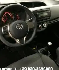 TOYOTA Yaris 1.0 5 porte Cool MY16 TOYOTA Yaris 1.0 5 porte Cool MY16