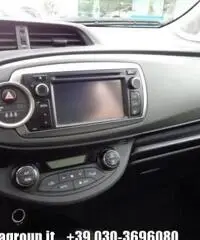 TOYOTA Yaris 1.0 5 porte Lounge TOYOTA Yaris 1.0 5 porte Lounge