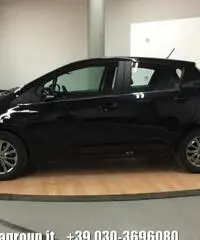 TOYOTA Yaris 1.0 5 porte Active MY16 TOYOTA Yaris 1.0 5 porte Active MY16