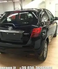 TOYOTA Yaris 1.0 5 porte Active MY16 TOYOTA Yaris 1.0 5 porte Active MY16