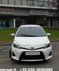 TOYOTA Yaris 1.5 Hybrid 5 porte Lounge TOYOTA Yaris 1.5 Hybrid 5 porte Lounge