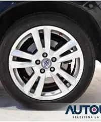 VOLVO S60 D3 GEARTRONIC MOMENTUM AUT NAVI PELLE SENS LED VOLVO S60 D3 GEARTRONIC MOMENTUM AUT NAVI PELLE SENS LED