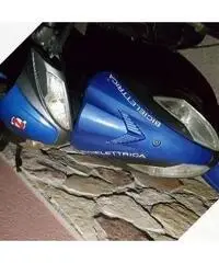 Scooter elettrico Scooter elettrico