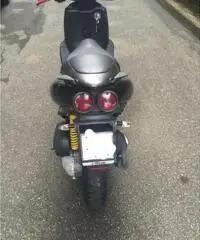 Aprilia sr 50 cc Aprilia sr 50 cc