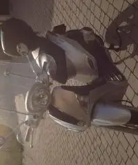 Liberty 125 4T - 2011