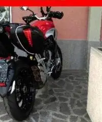 MV AGUSTA Stradale 800 rosso grigia - 0 MV AGUSTA Stradale 800 rosso grigia - 0