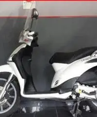 PIAGGIO Liberty 50 4T bianco - 22883