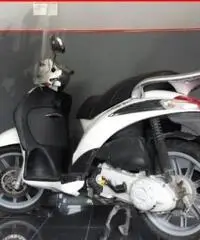 PIAGGIO Liberty 50 4T bianco - 22883