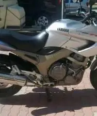 YAMAHA Tdm tipo veicolo Turismo cc 900 YAMAHA Tdm tipo veicolo Turismo cc 900